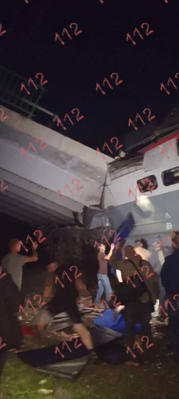 Blowing up the bridge
